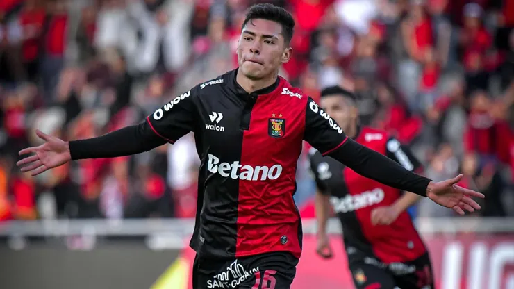 Jefferson Cáceres, en su etapa en Melgar.