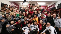 Jugadores de Melgar celebrando.