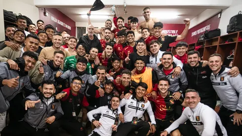 Jugadores de Melgar celebrando.