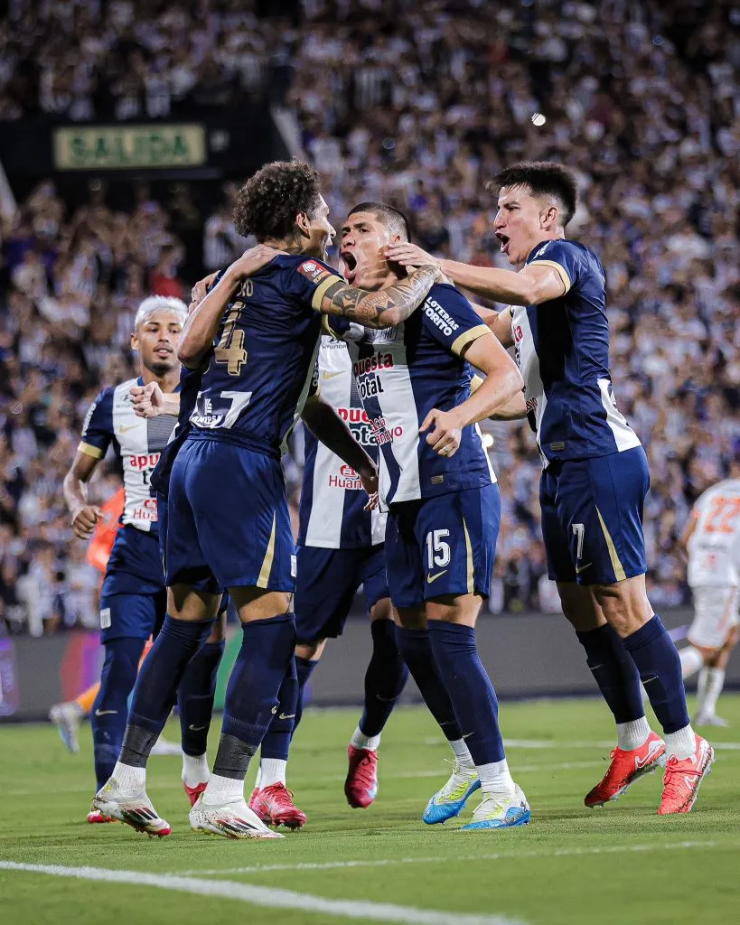 Gol de Paolo Guerrero. (Foto: Alianza Lima).