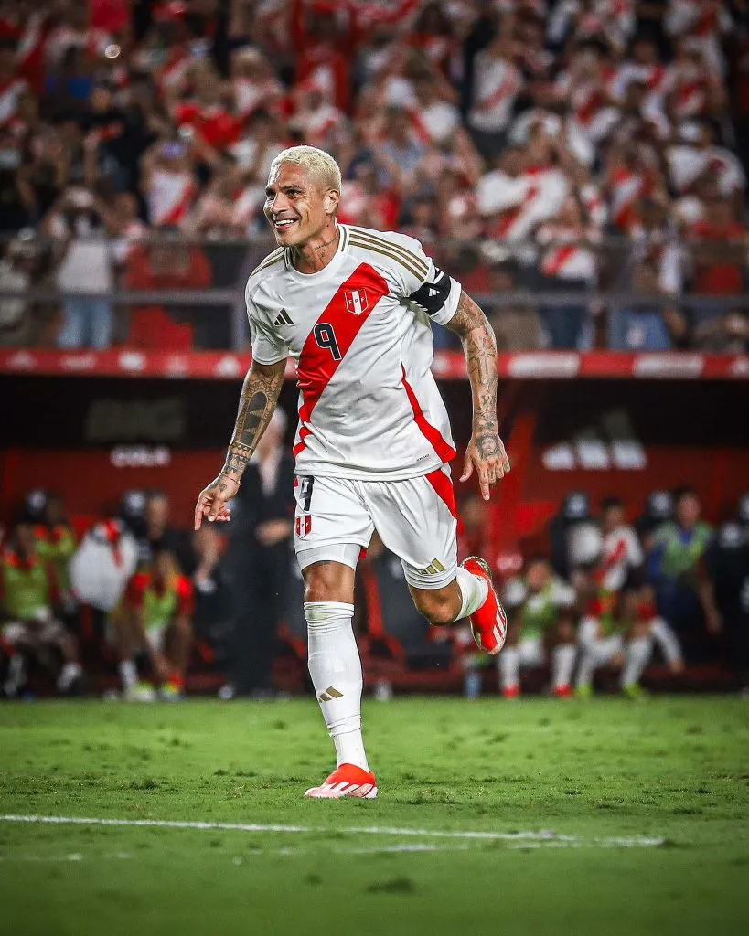 Paolo Guerrero celebrando gol en la Selección Peruana. (Foto: FPF).