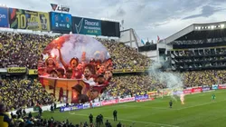 Hubo lanzamiento de bengalas entre la Selección de Ecuador y Venezuela y llegaron las primeras sanciones.