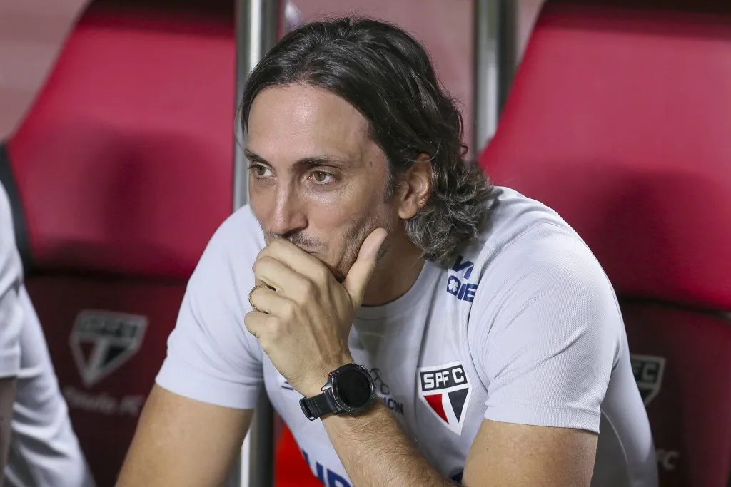 Zubeldía tiene contrato con Sao Paulo hasta final de 2025. (Foto: GettyImages)