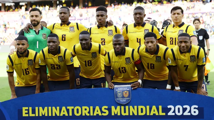La FEF recibe sanción FIFA y una fuerte multa.