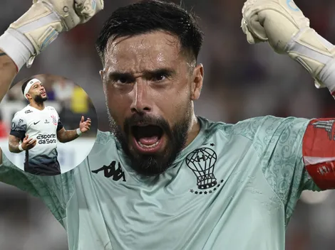 Hernán Galíndez le niega el gol a Memphis Depay con una gran tapada