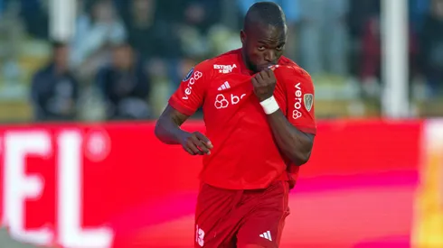 Enner Valencia anotó un nuevo golazo con el Inter de Porto Alegre.