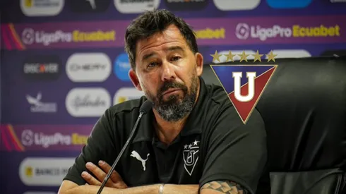 El DT de Liga de Quito se fue contra la hinchada