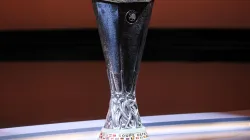 Arsene Wenger, director de desarrollo de la FIFA, cuestionó que al campeón de la Europa League se le otorgue un cupo para la Champions League.