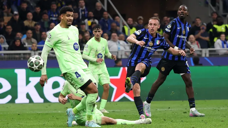 Ronald Araújo, en el epicentro de las críticas tras Inter vs. Barcelona.