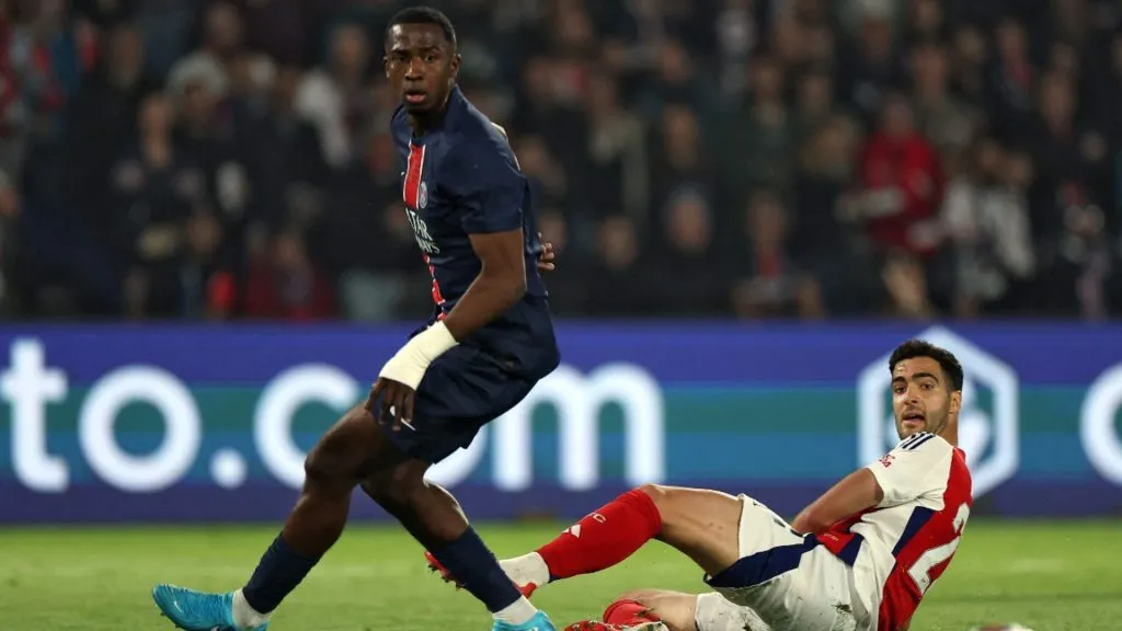 William Pacho vs. Arsenal.