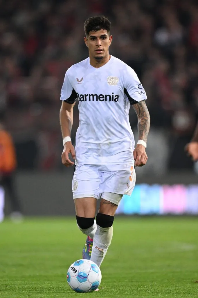 Piero Hincapié cada vez más cerca de jugar con Real Madrid. (Foto: GettyImages)