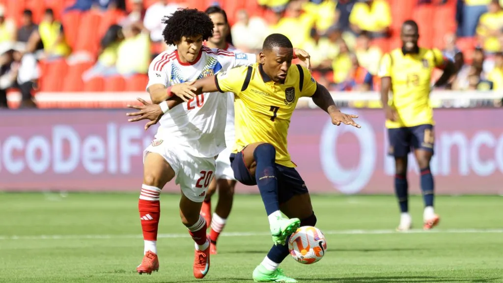 Pervis Estupiñán – Selección de Ecuador.