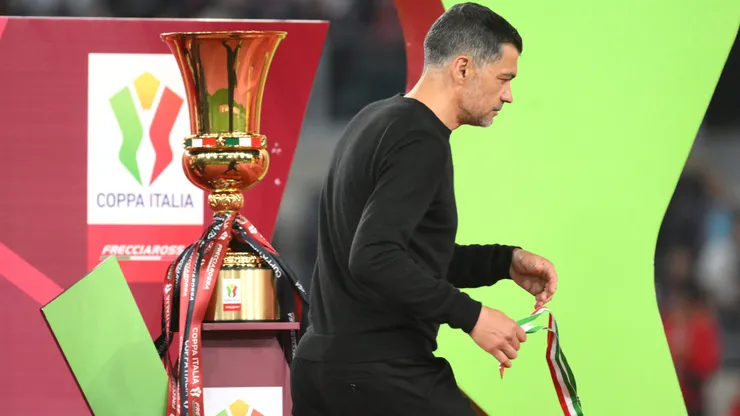 Roberto De Zerbi, Massimiliano Allegri y Antonio Conte asoman como los candidatos para reemplazar a Sergio Conceiçao en el Milan.