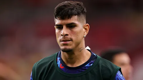 Revelan el equipo misterioso que negocia con Piero Hincapié.