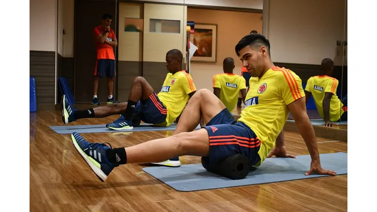 Cuando la cancha se cambia por el gimnasio: así se transforman los futbolistas lesionados