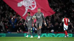Emmanuel Petit criticó a Kylian Mbappé por no aparecer en los Cuartos de Final de la Champions League ante el Arsenal.