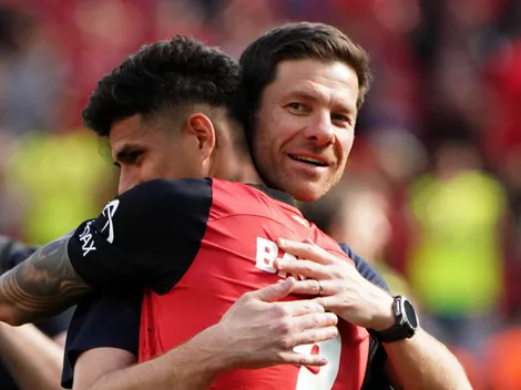 En medio de los rumores: Piero Hincapié dejó Alemania y llegó a la ciudad de este equipo