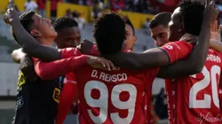 Emelec cae otra vez y vuelve a pelear el descenso en LigaPro