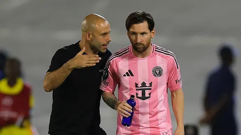 Afirman que un brasileño puede reemplazar a Mascherano como DT de Messi.