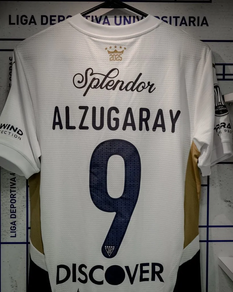 Alzugaray vuelve a ser titular. (Foto: @LDU_Oficial)