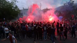 En París, en medio de las celebraciones por el título del PSG en Champions Leaague, la celebración terminó con un saldo de 2 fallecidos y 559 detenidos.
