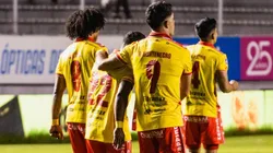 Aucas gana y ahonda la crisis de Barcelona