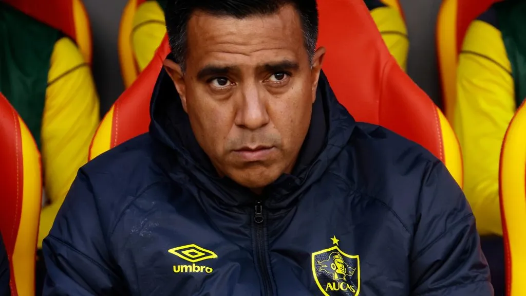 César Farías – campeón SD Aucas.