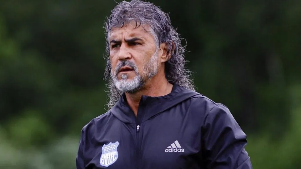 Leonel Álvarez estuvo un semestre en Emelec. (Foto: @CSEmelec)