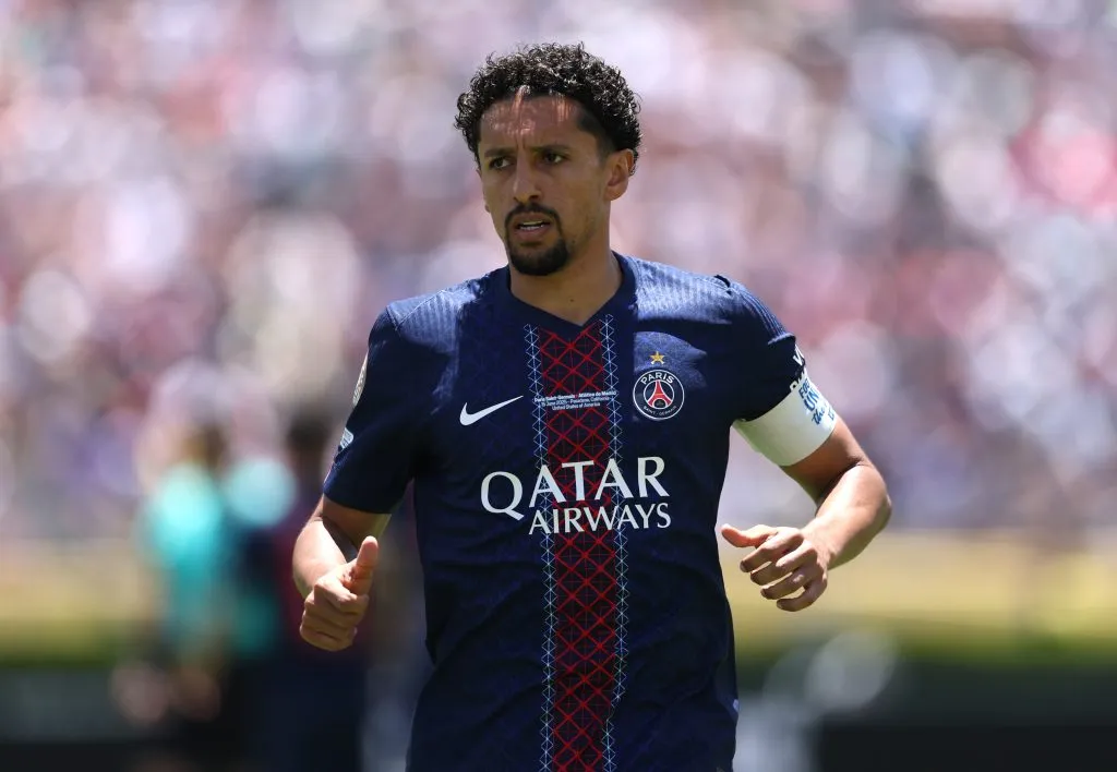 La estrella va sobre el escudo del PSG. (Foto: GettyImages)