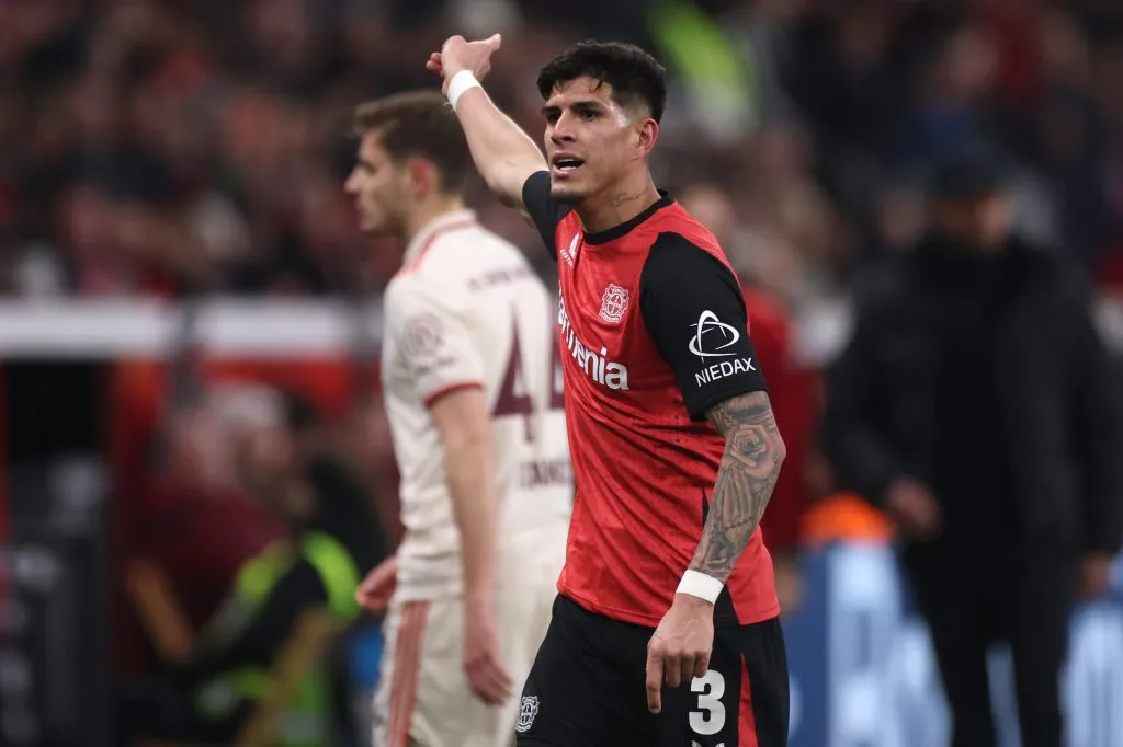 Hincapié fue campeón con el Bayer Leverkusen. (Foto: Imago)