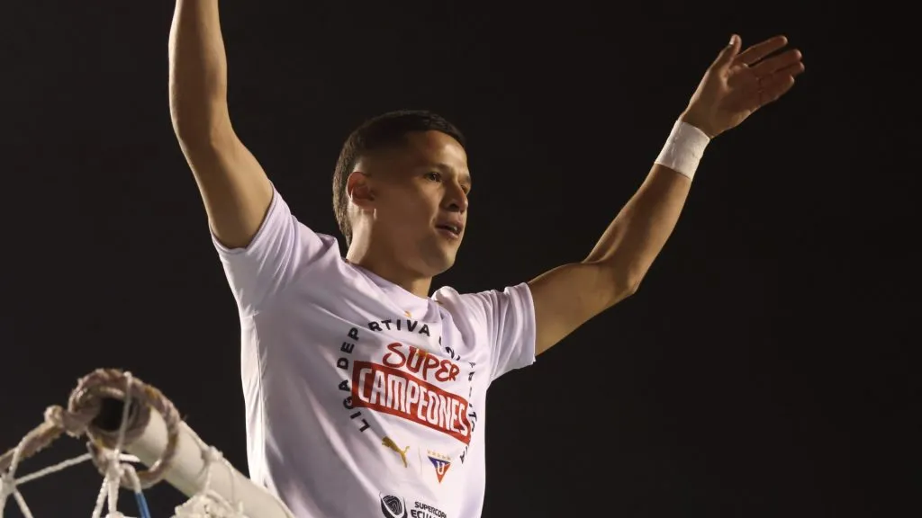 Álex Arce – Liga de Quito campeón Supercopa Ecuador 2025.