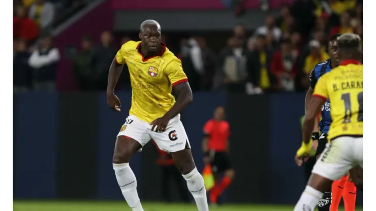 Felipe Caicedo dejaría Barcelona y cambiaría de equipo.