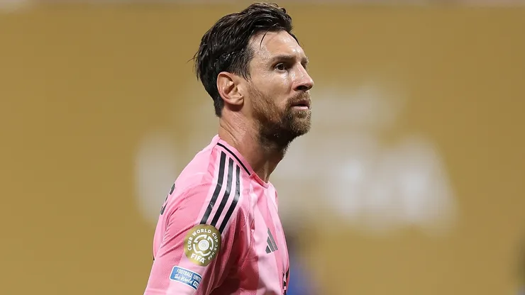 Messi podría ganar su primer título del año 10 días después del Mundial de Clubes.