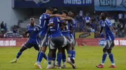 Emelec tiene nuevo entrenador y los hinchas reclaman