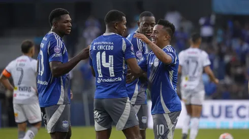 Emelec sigue buscando a este delantero