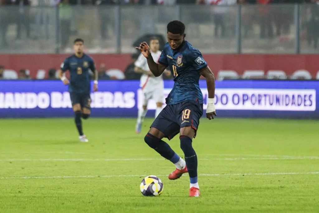 Nilson Angulo fue titular en Ecuador. (Foto: Imago)