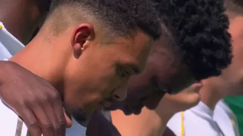 A Alexander Arnold se lo vio visiblemente afectado por la muerte de Diogo Jota en la previa del Real Madrid vs. Borussia Dortmund.