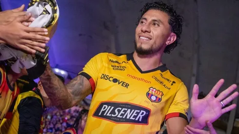 La hinchada de Barcelona SC se desespera con Joao Rojas