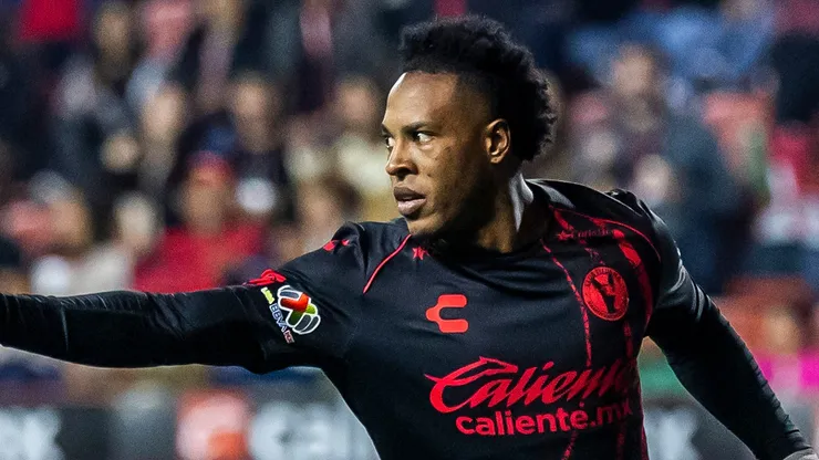 Jhojan Julio ignora a Liga de Quito y tiene nuevo club en el exterior