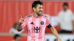 Messi, cada vez más cerca de 900 goles, 50 títulos y 400 asistencias.