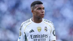 Mbappé se mide a la maldición de ser el 10 del Real Madrid.