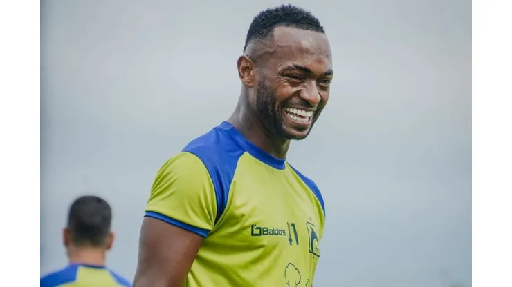 Sonó para Emelec y Liga de Quito y el sorpresivo club que se quedará con Pedro Pablo Perlaza. Foto: Delfin.