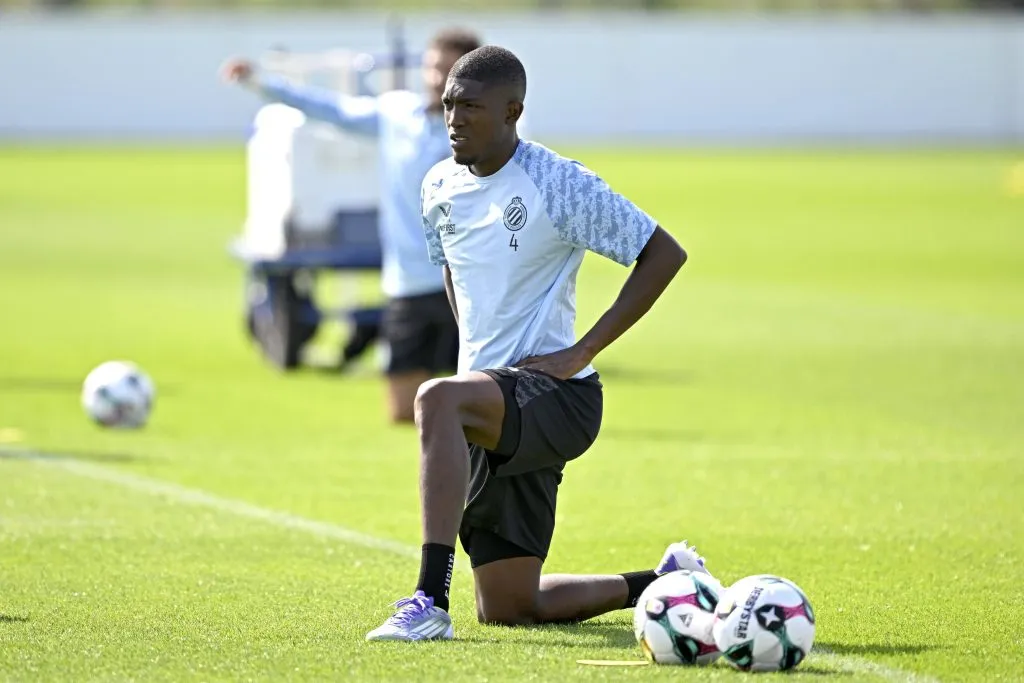 Joel Ordóñez no jugará el próximo partido con el Brujas en la Champions League. (Foto: Imago)