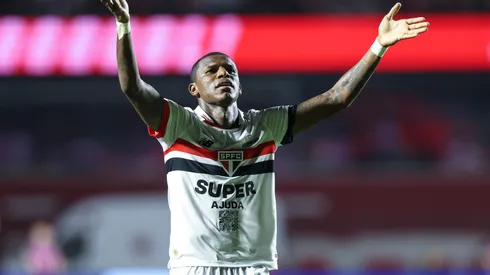 Robert Arboleda la rompe en Brasil y tendrá una nueva oferta para su futuro