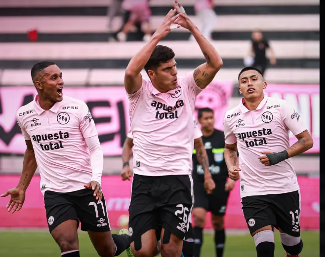 Fidel Martínez - Sport Boys.