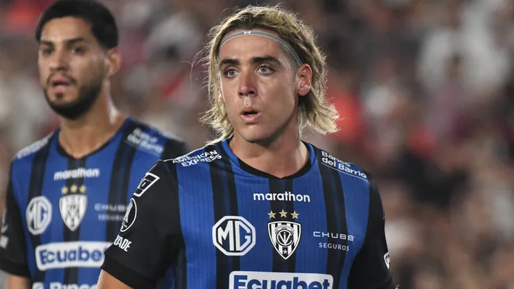 El campeón de Libertadores que va por Claudio Spinelli