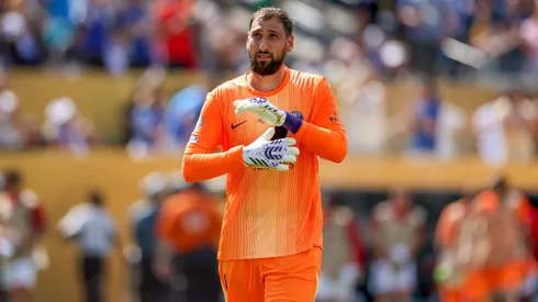 Gianluigi Donnarumma, sin lugar en el París Saint-Germain de Luis Enrique, podría jugar en Chelsea o Manchester United.