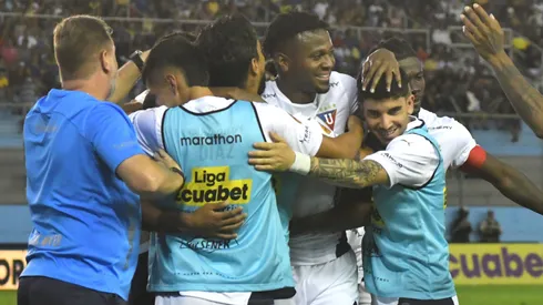 Los dos volantes que Tiago Nunes quiere para Liga de Quito.