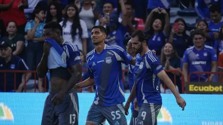 Liga de Quito va por dos jugadores de Emelec para el 2026
