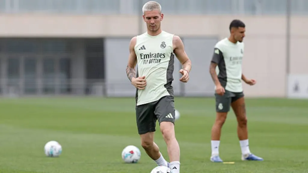 Valdano aprueba la llegada de Mastantuono al Real Madrid: GETTY